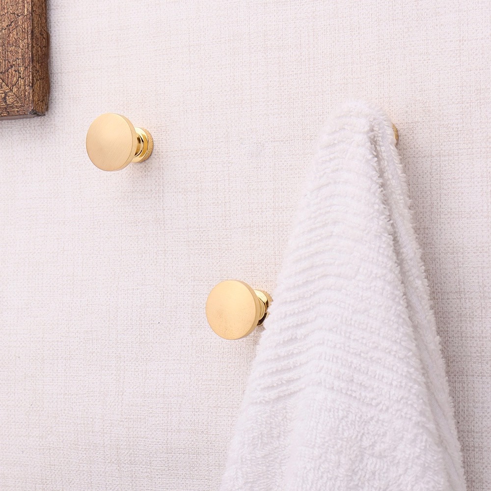 Wall Hooks Installation Made Effortless