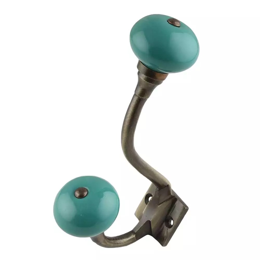 Wall Hooks Installation Made Effortless