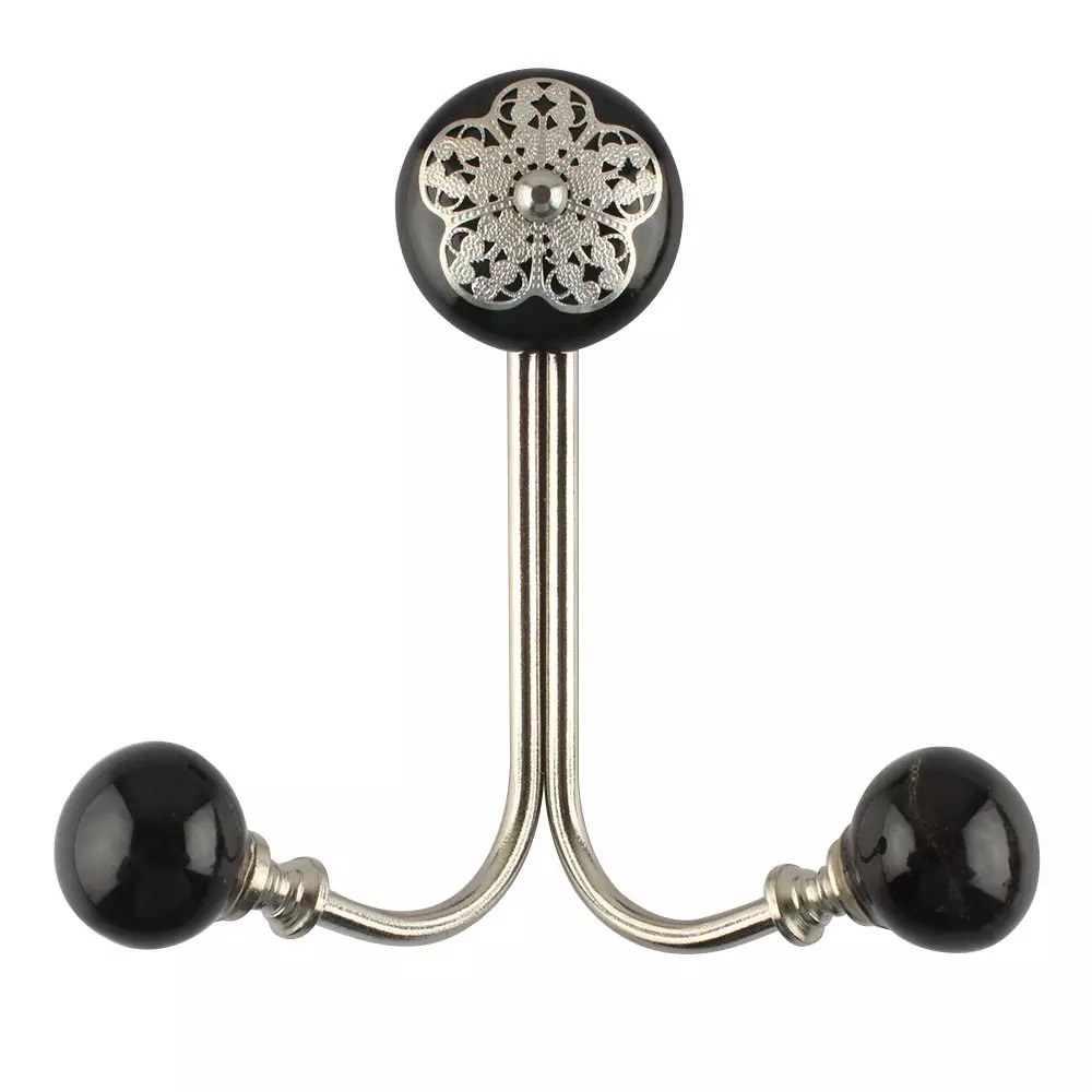 Wall Hooks Installation Made Effortless