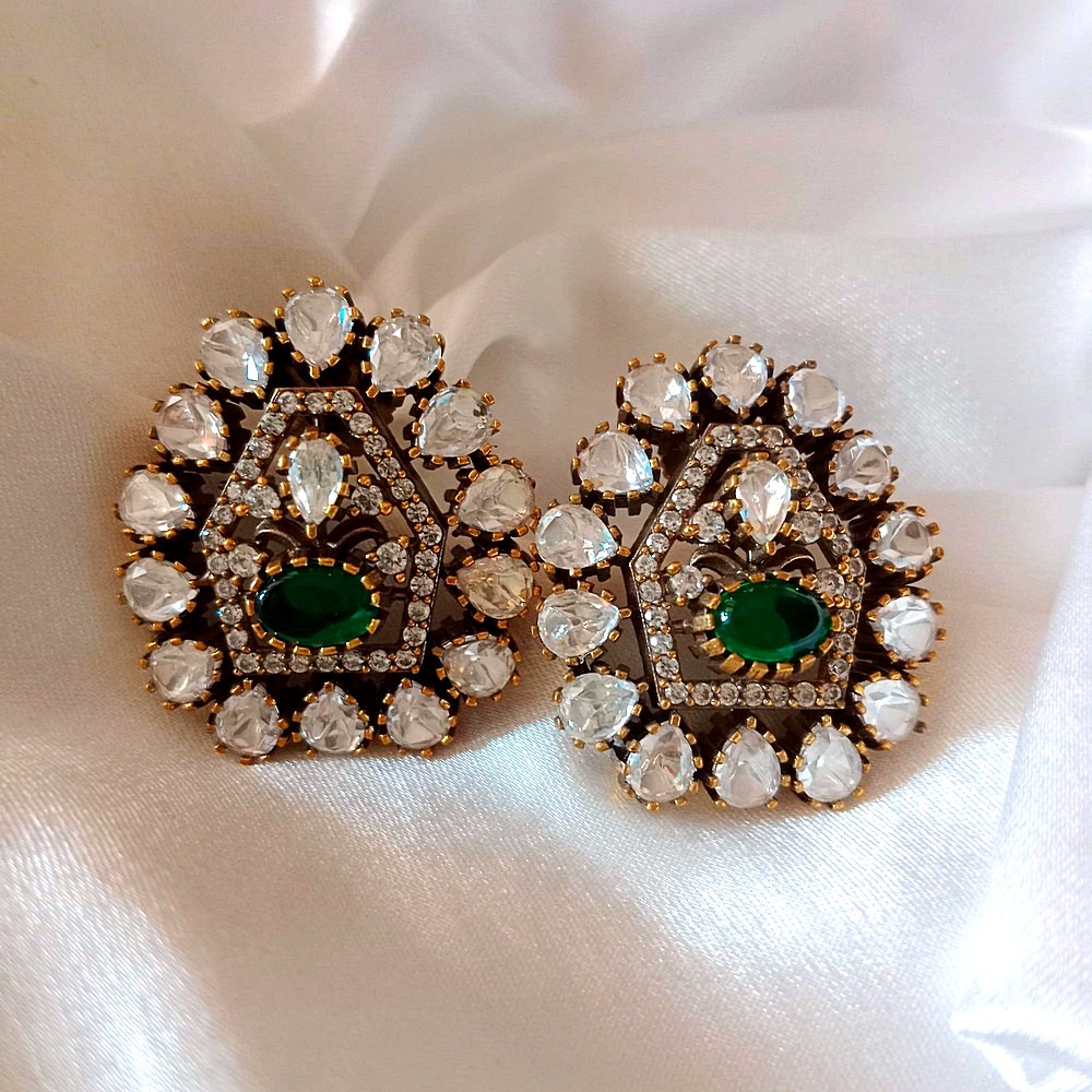 Product Details & Build Quality