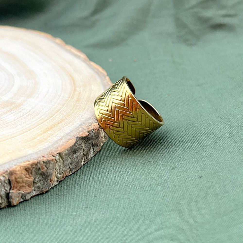 Product Details & Build Quality