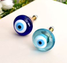 Glass devils eye knob