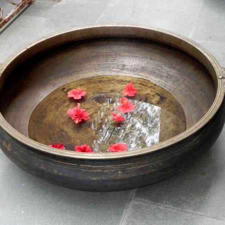 Bronze Urli-36 inches