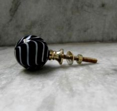 Black & White Striped Knob