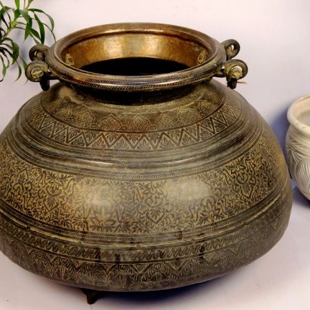 Bronze planter-23 x 28.5 inches