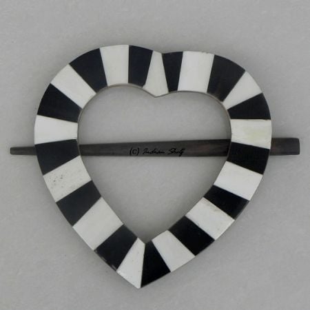 Bone Curtains Holder 04