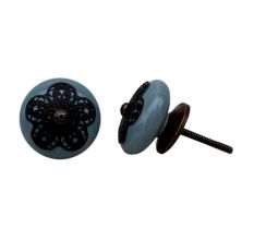 Grey Strewn Flat Knob