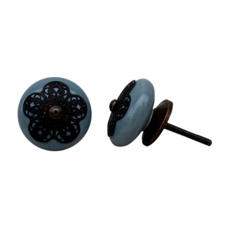 Grey Strewn Flat Knob