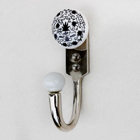 Black Floral Flat Decorative Wall Hooks