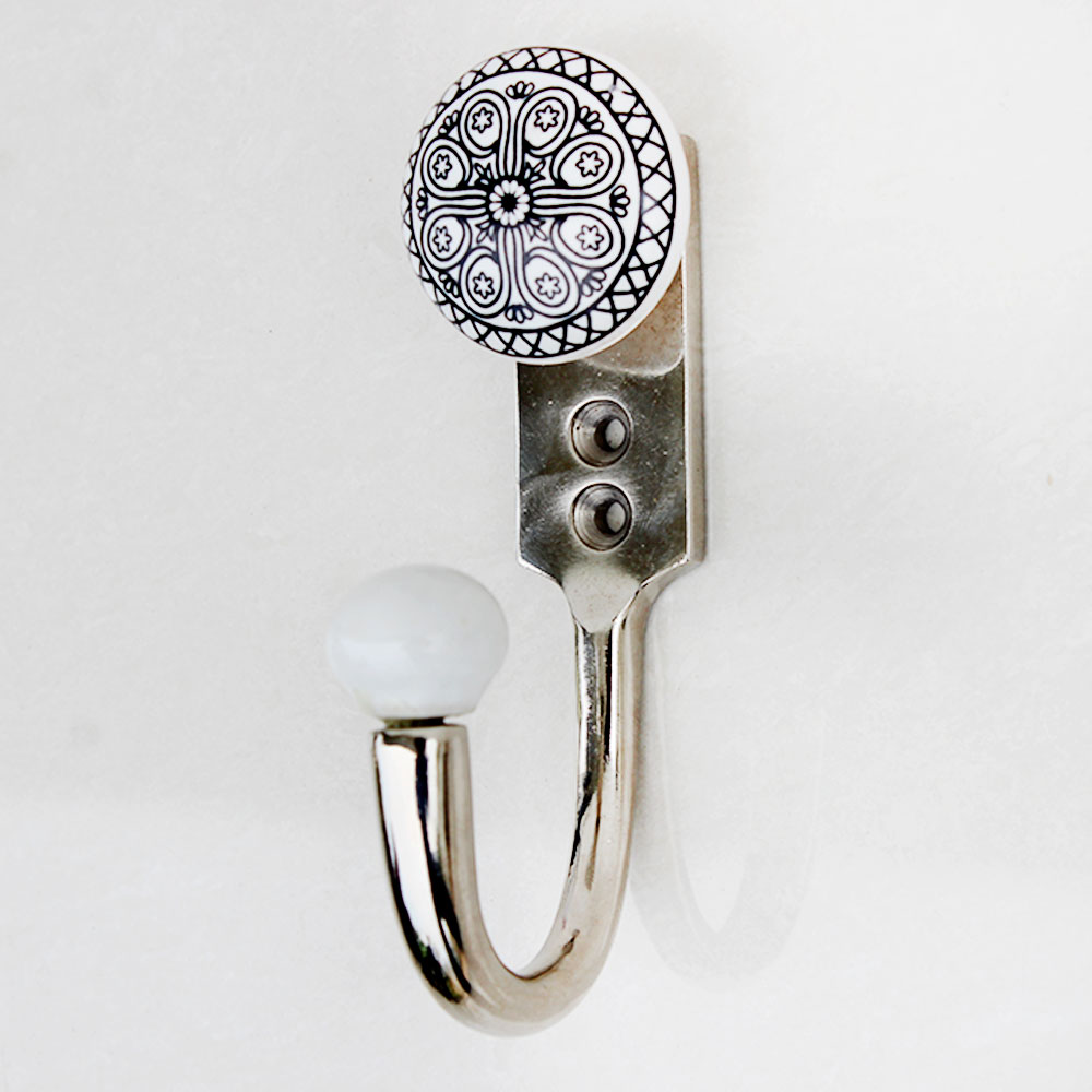 Black Wheel Flat Decorative Wall Hooks
