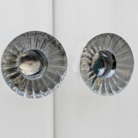 Gerbera Flower Glass Drawer Knobs Online