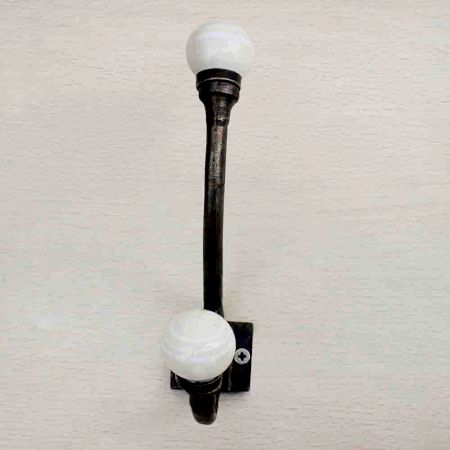 Cream Strip Iron Hooks-EHG-43