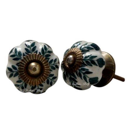 Green Leaf Medium Knob