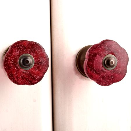 Queen Pink Tulip Knob