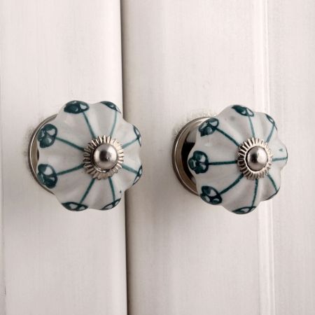 Green Flower Medium Knob