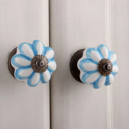 Sky Blue Medium Knob