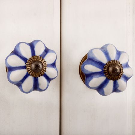 Blue Wheel Medium Knob