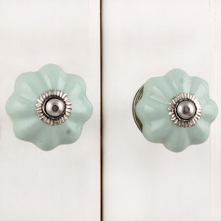 Sage Green Medium Knob