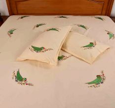 Parrot Circular Pattern Bedsheet