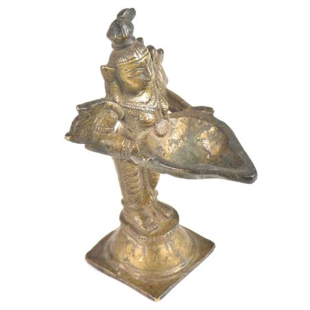 Brass Oil Lamp With Fading Engraving