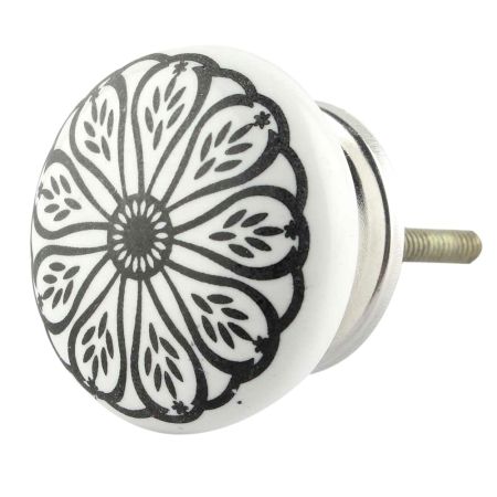 Black Daisy Flat Knob