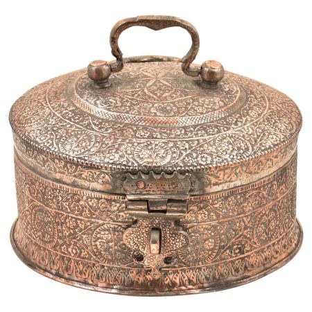 Handcrafted Embossed Or Carved Copper Indian Pandaan With Lock Handle
