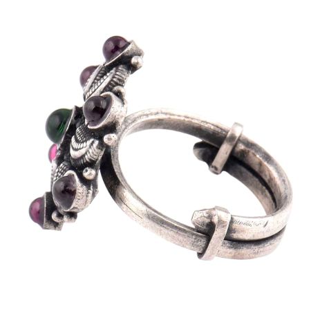Oxidized 92.5 Sterling Silver Ring Adjustable Flower Decorated With Amethyst and Onyx Stones (Free Size)
