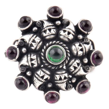 92.5 Sterling Silver Ring Oxidized With Amethyst Studded In The Border And Onyx In Centre (Free Size)