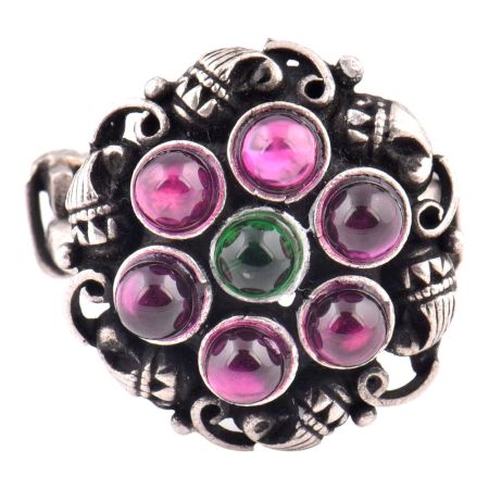 Engraved 92.5 Sterling Silver Ring Amethyst Stone Circle With Onyx Stone In The Centre (Free Size)