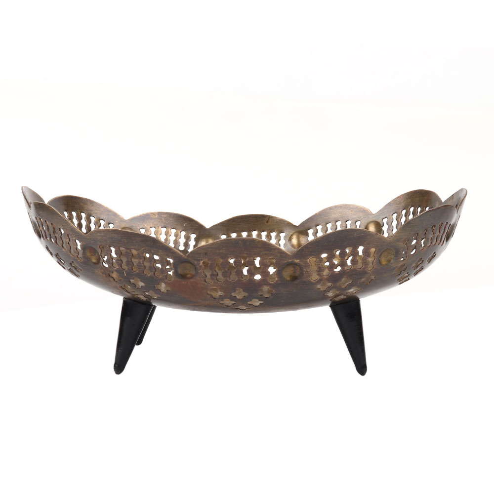 Designer Aluminum Fruit Bowl With Engraved Scalloped Edges
