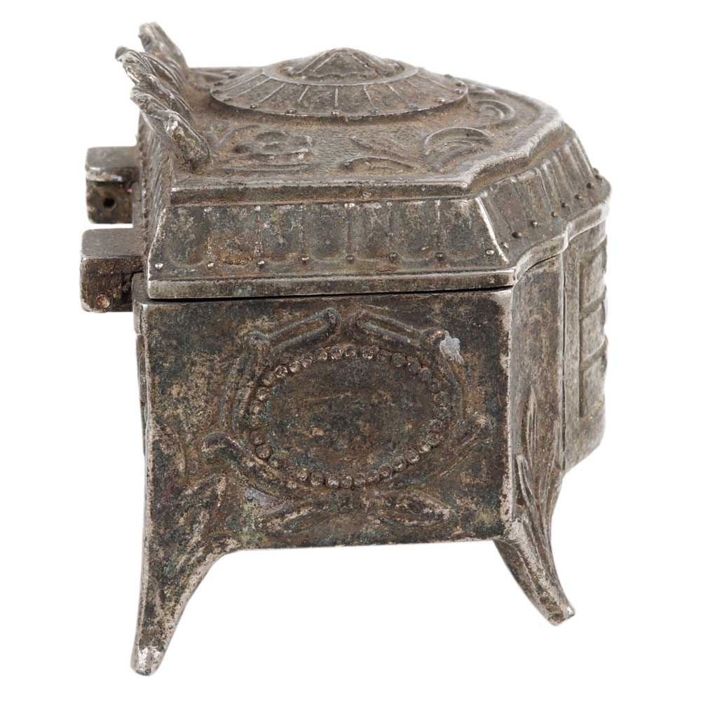 Storage Box In Chest Of Drawer Design In White Metal