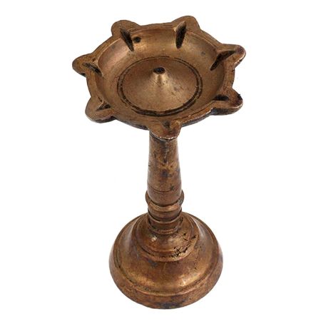 Brass Vilakku Oil Lamp With Seven Wick