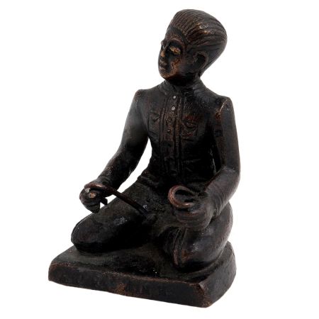 Brass English Gentlemen Sitting Statue Holding Twisted rods