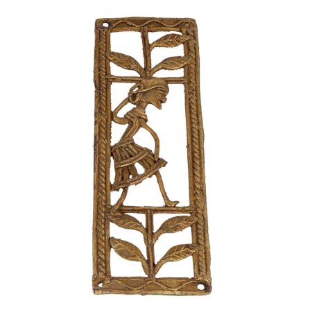Amazing Brass Metal Artwork Depicting Female And Nature