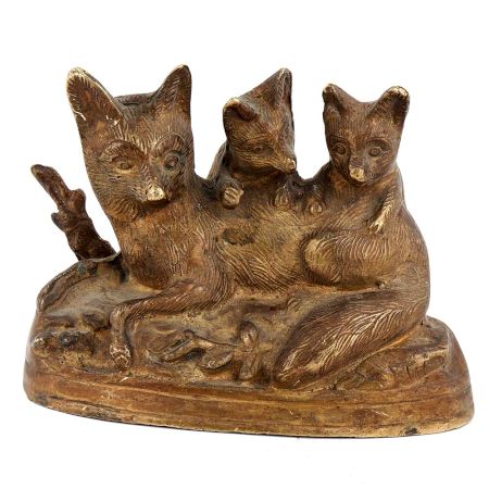 Handmade Brown Brass Cat  With Her Kittens Statue Showpiece
