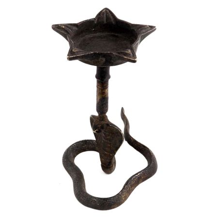 Brass Vintage Used Oil Cobra Lamp With 5 Jyoti