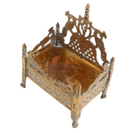 Krishna Bed with Jalli Work With Intricate Carving