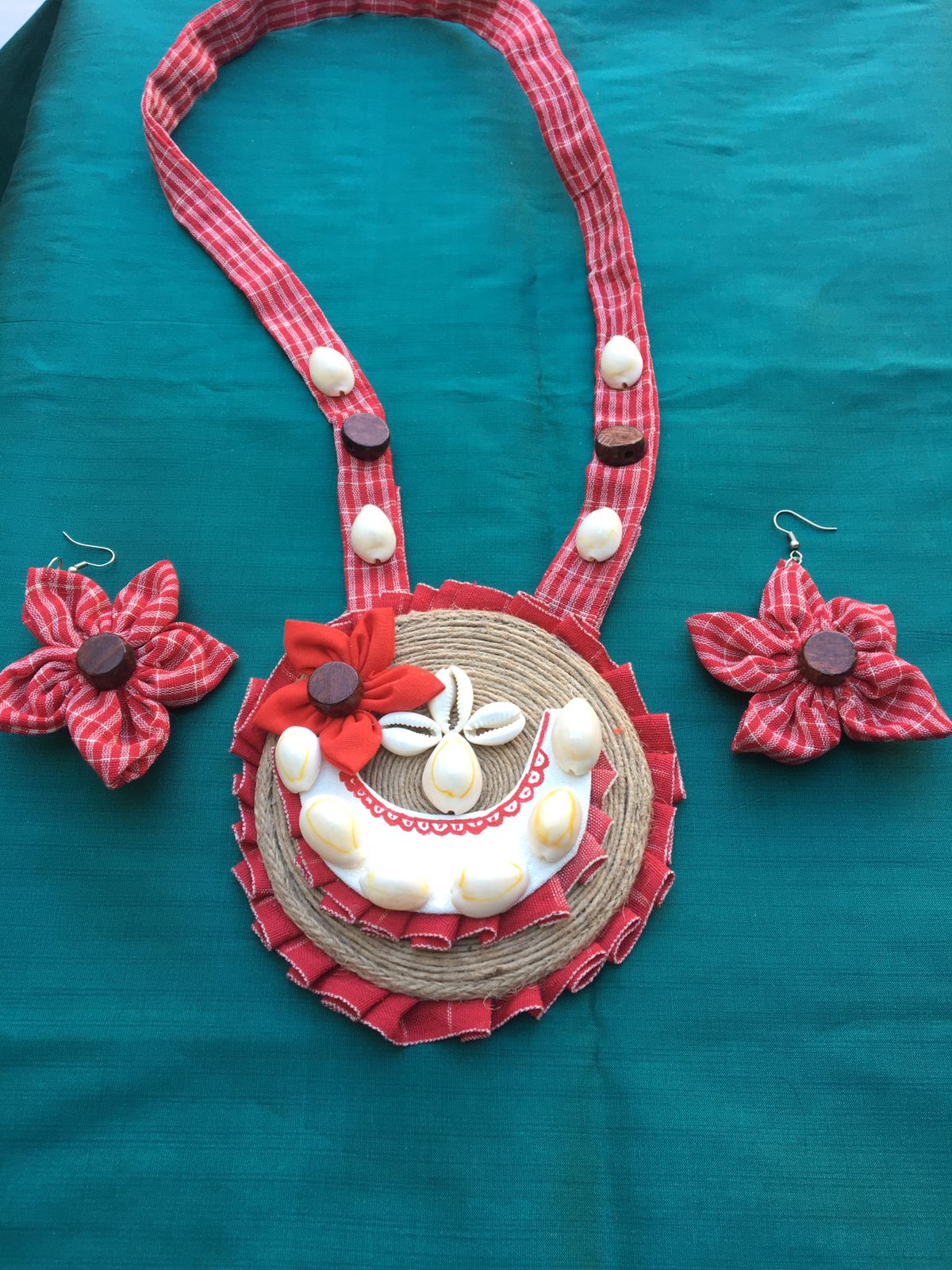 Gamcha Neckpiece With Jute And Kaudi With Earrings Set