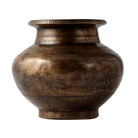 TraditionalÂ Brass PotÂ withÂ Engraving Dotted Pattern