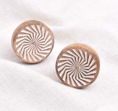 Handmade White and Brown Wooden Round Cupboard Knobs