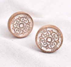 Handmade White and Brown Wooden Round Wardrobe Knobs
