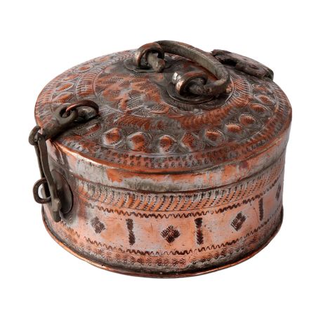 Round Copper Box With Latch And Handle