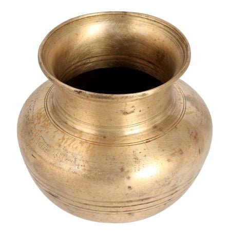 Vintage Kalash Water Pot made of Brass