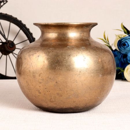 Round Plain Water Pot Lota for Decoration