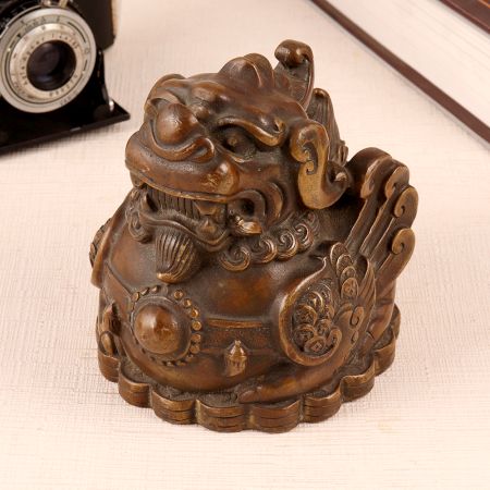 Handmade Brass Lion Statue in Chinese Art