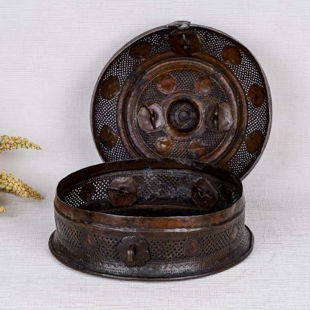 Beautiful Vintage Jewelry Box for Decor