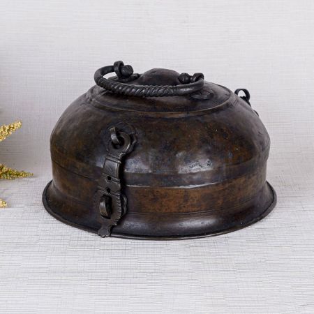 Elegant Dark Brown Jewelry Box Made of Brass