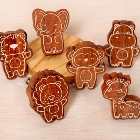 Pack of 6 Brown Wooden Cute Animal Cabinet Knobs for Kids Drawer