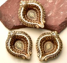 Brass Bud Shaped Diwali Diyas For Mandir Pack of 3