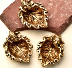 Brass Ganpati On Leaf Ritual Diwali Diya Pack of 3 Diyas
